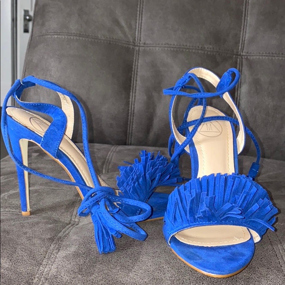 Tie Up Fringe Heels